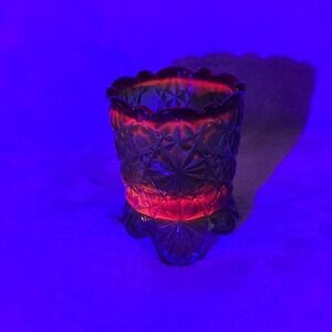 Boyd Glass Daisy and Button Toothpick Holder UV Reactive Red Slag Vintage B Logo